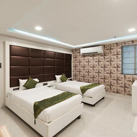 Treebo Trend Glorious Rim Rocks Palace Calcutá Exterior foto